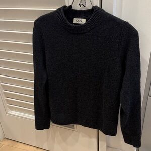 COS 100% Cashmere Charcoal Women's Crew Neck Sweater